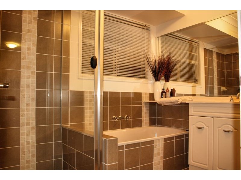 30 King Orchid Drive, Little Mountain QLD 4551