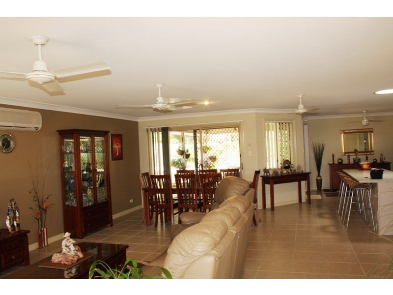 44 Cullen Drive, Little Mountain QLD 4551