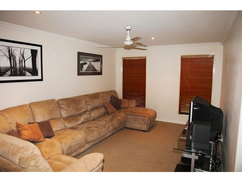 10 Agincourt Street, Pelican Waters QLD 4551