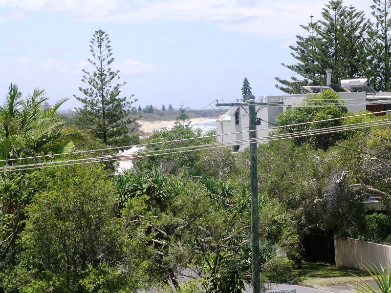 Dicky Beach QLD 4551