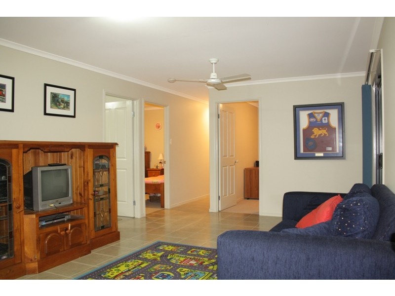 Little Mountain QLD 4551