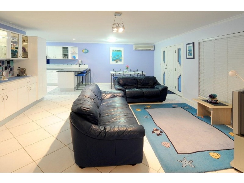 121 Landsborough Parade, Golden Beach QLD 4551