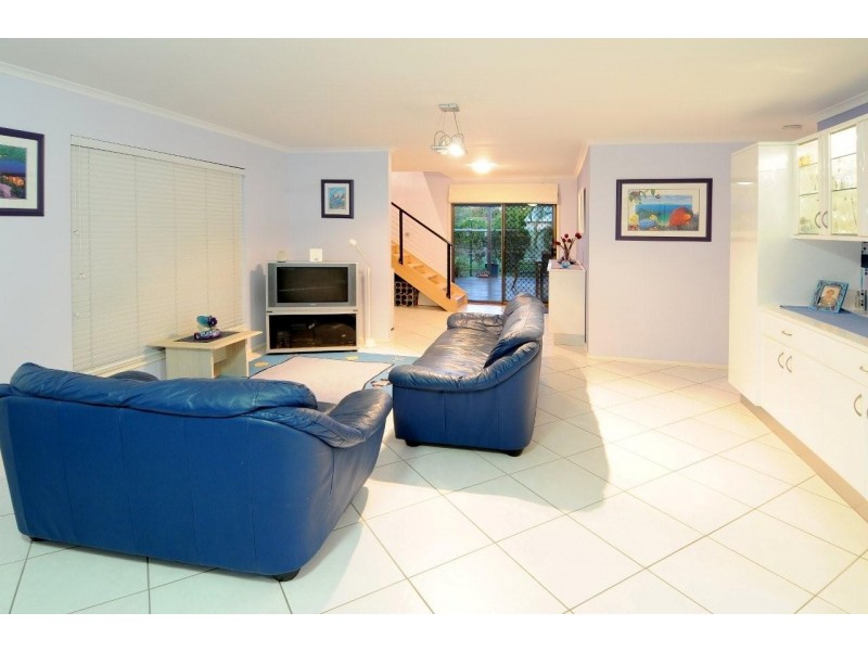 121 Landsborough Parade, Golden Beach QLD 4551