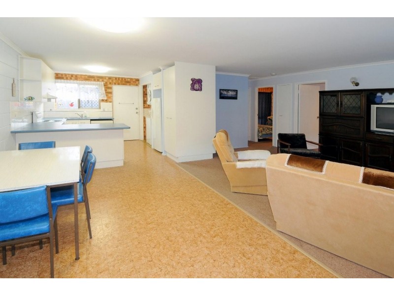 121 Landsborough Parade, Golden Beach QLD 4551