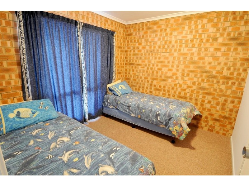 121 Landsborough Parade, Golden Beach QLD 4551