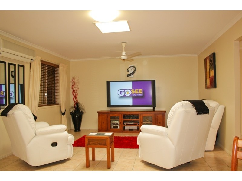 6 Sanctuary Place, Little Mountain QLD 4551