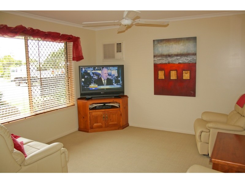 6 Sanctuary Place, Little Mountain QLD 4551