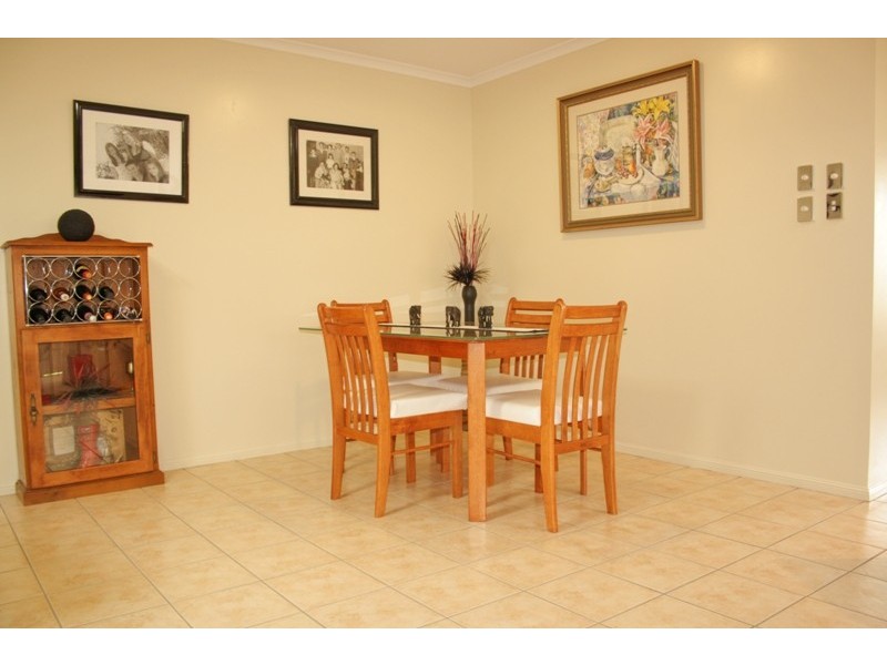 6 Sanctuary Place, Little Mountain QLD 4551