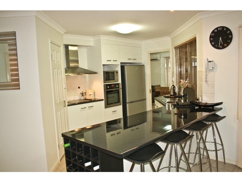 11 Highclare Court, Little Mountain QLD 4551