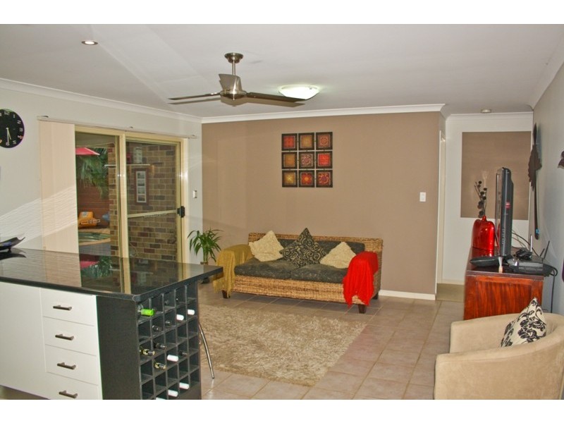 11 Highclare Court, Little Mountain QLD 4551