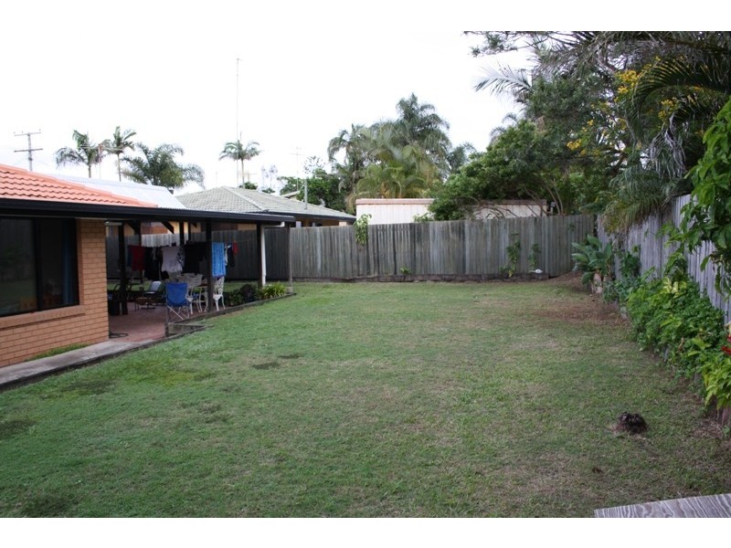 18 Buderim Street, Battery Hill QLD 4551