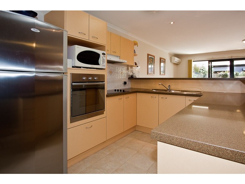 14/9a Browning Boulevard, Battery Hill QLD 4551