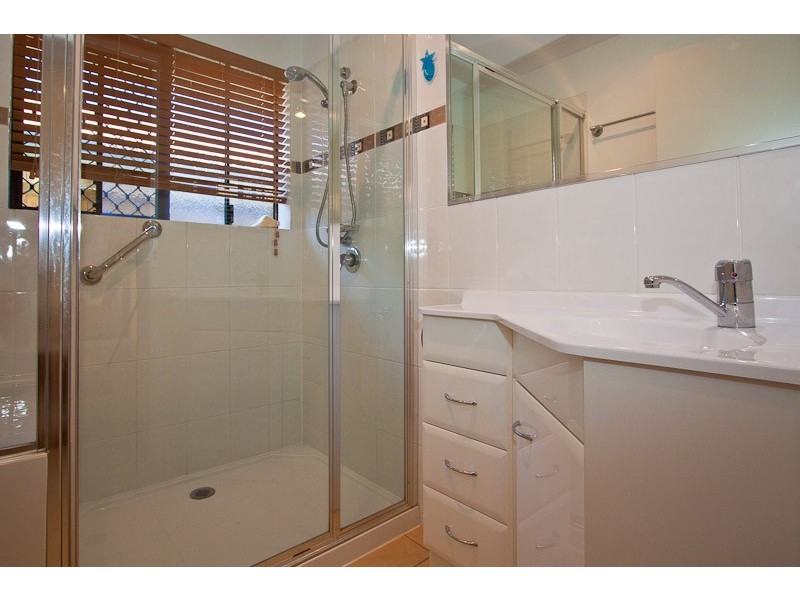 14/9a Browning Boulevard, Battery Hill QLD 4551