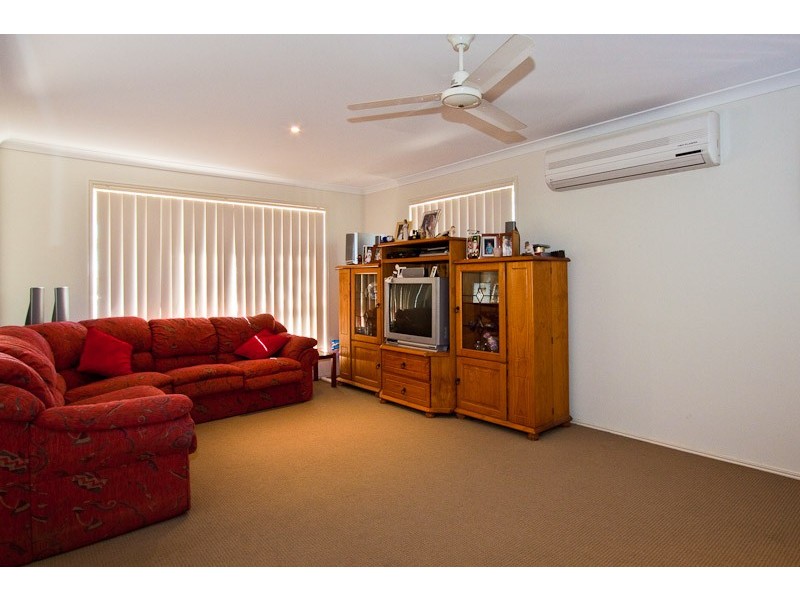 13 Alicia Circuit, Little Mountain QLD 4551