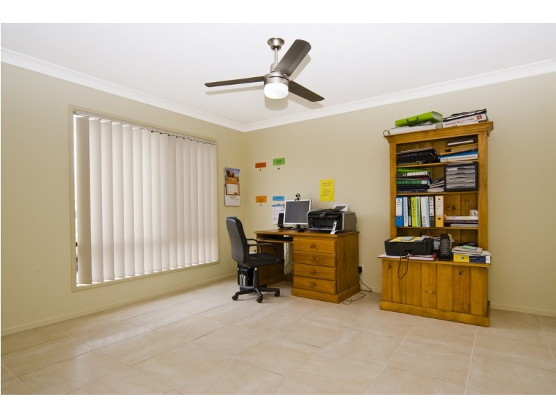 7 Cooloola Court, Little Mountain QLD 4551