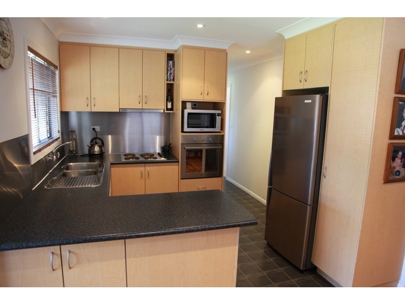 38 Michael Street, Golden Beach QLD 4551