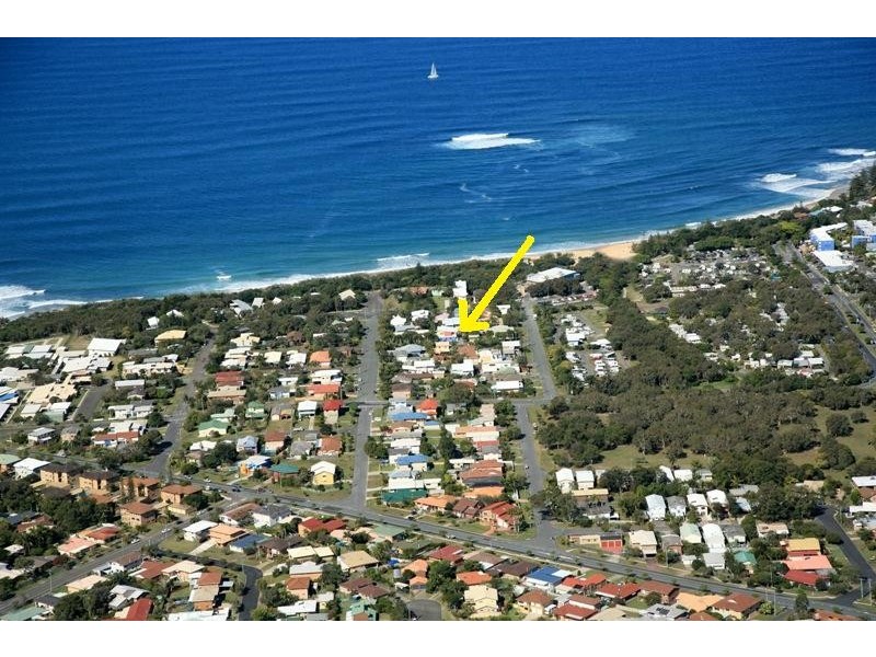 2/3 Bott Street, Dicky Beach QLD 4551