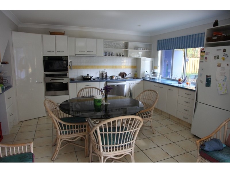 2/3 Bott Street, Dicky Beach QLD 4551