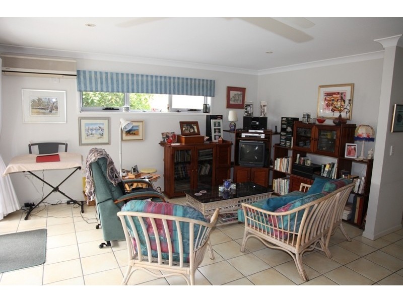 2/3 Bott Street, Dicky Beach QLD 4551