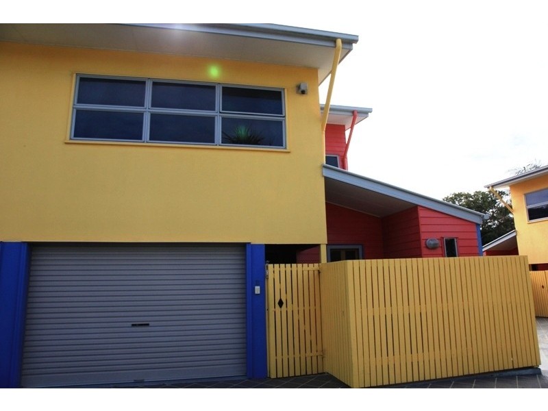 2/3 Bott Street, Dicky Beach QLD 4551