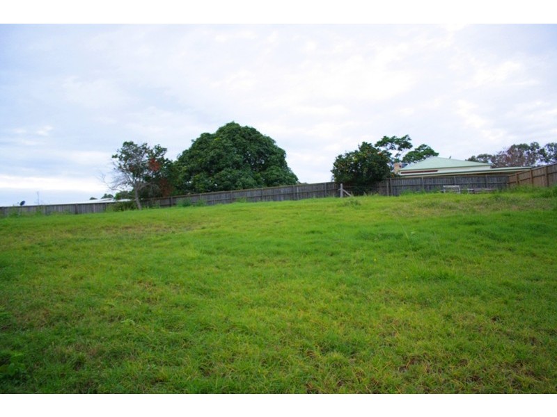 7 Pine Ridge Place, Little Mountain QLD 4551