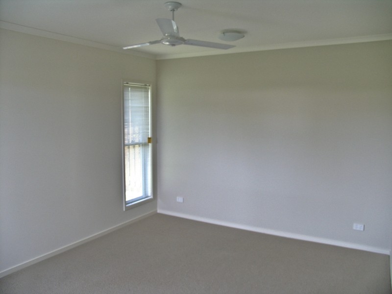 6 Joshua Court, Little Mountain QLD 4551