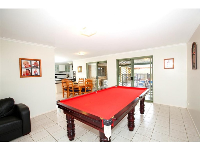 4 Sanctuary Place, Little Mountain QLD 4551