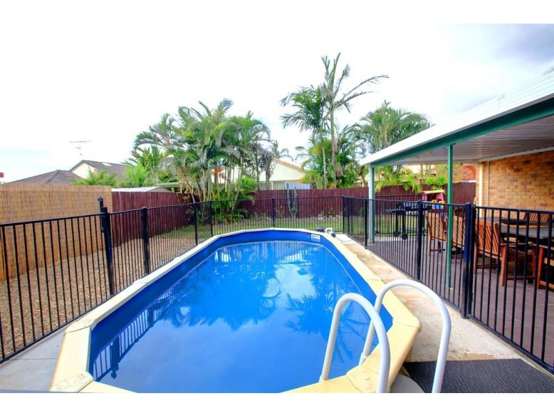 4 Sanctuary Place, Little Mountain QLD 4551