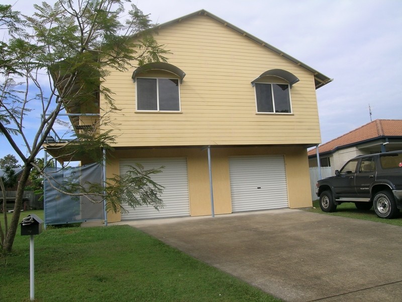 4 Sunjewel Boulevard, Currimundi QLD 4551