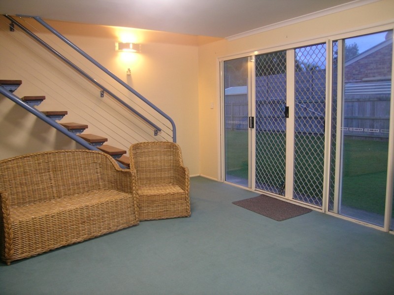 4 Sunjewel Boulevard, Currimundi QLD 4551