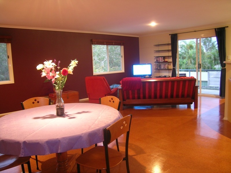 4 Sunjewel Boulevard, Currimundi QLD 4551