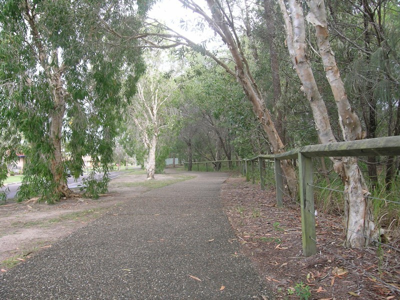 4 Sunjewel Boulevard, Currimundi QLD 4551