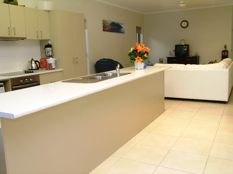 5 Wheeler Crescent, Caloundra West QLD 4551