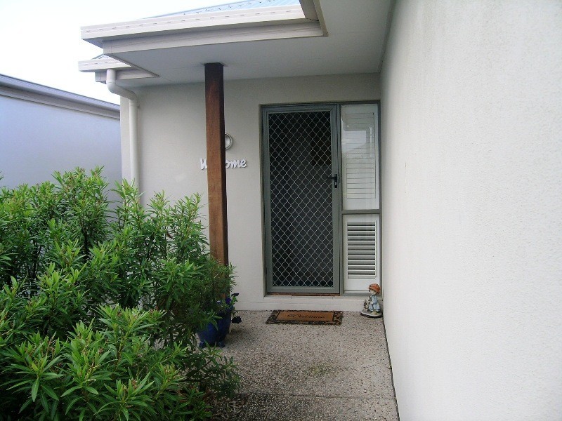 5 Wheeler Crescent, Caloundra West QLD 4551