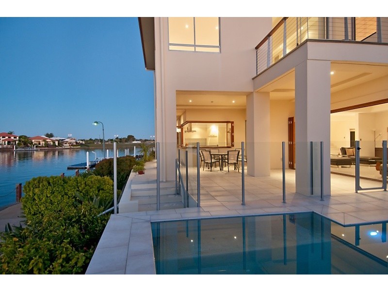 12 Cayman Place, Kawana Island QLD 4575