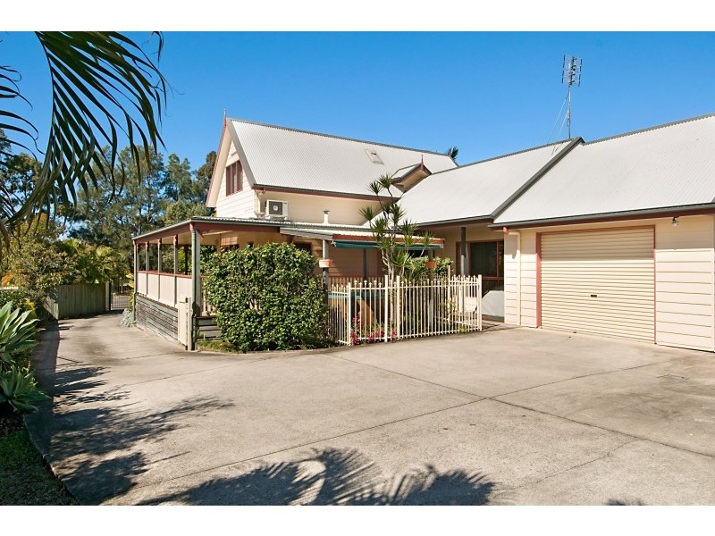 18 Parklands Boulevard, Little Mountain QLD 4551