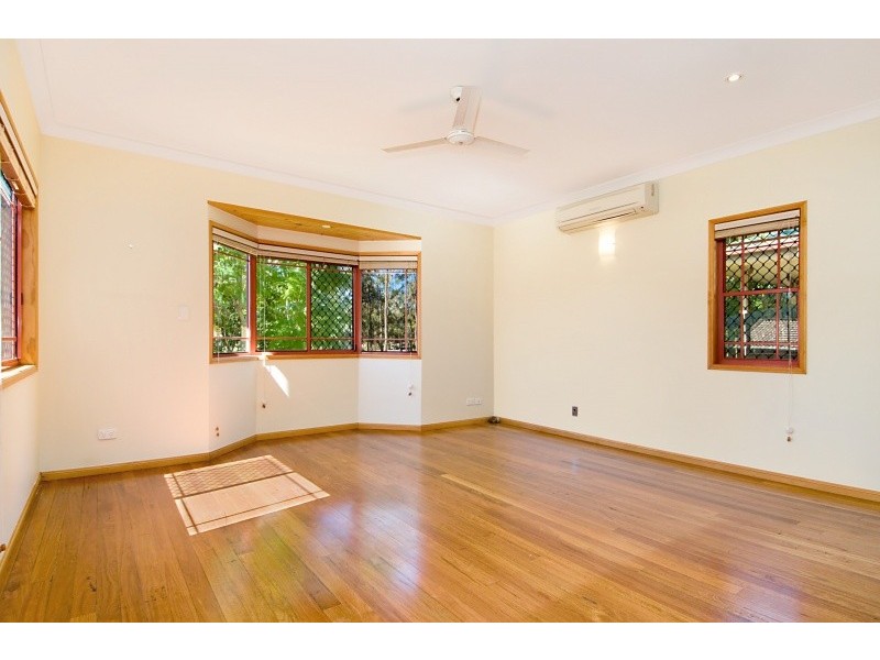 18 Parklands Boulevard, Little Mountain QLD 4551