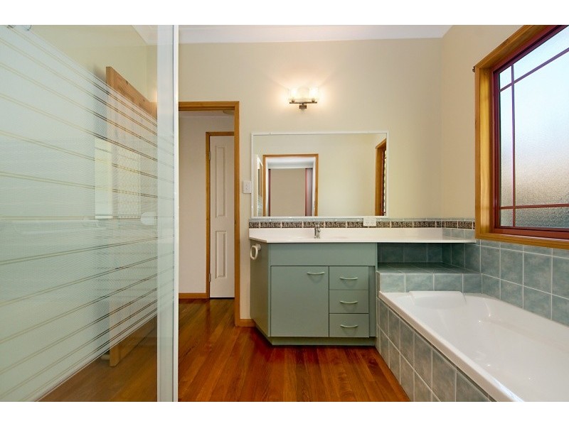 18 Parklands Boulevard, Little Mountain QLD 4551