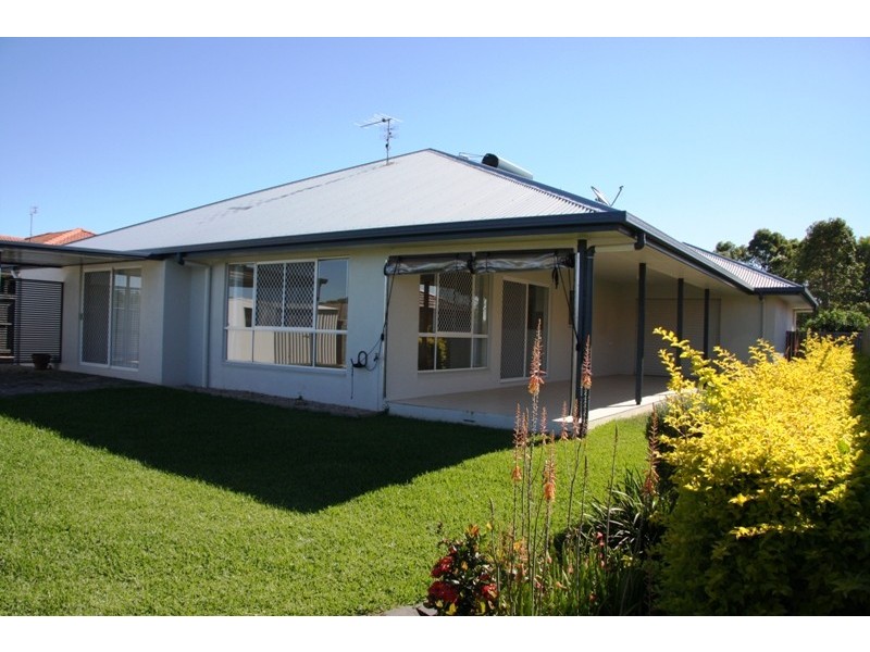 5 Wattle Court, Little Mountain QLD 4551