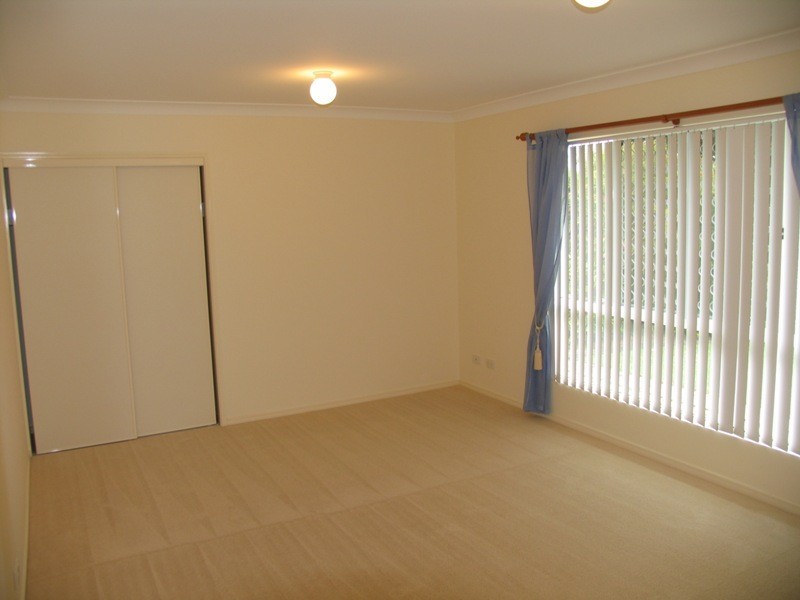 5 Wattle Court, Little Mountain QLD 4551
