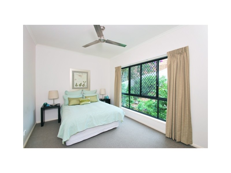 86 Sugarbag Road, Little Mountain QLD 4551