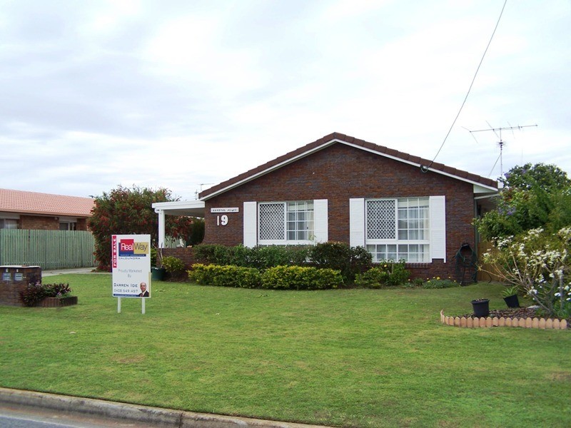 1/19 St Pauls Avenue, Golden Beach QLD 4551