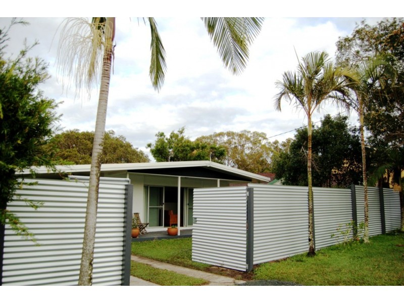 50 MacDonald Street, Dicky Beach QLD 4551
