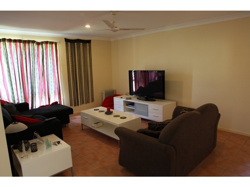 14 Hanwell Court, Little Mountain QLD 4551