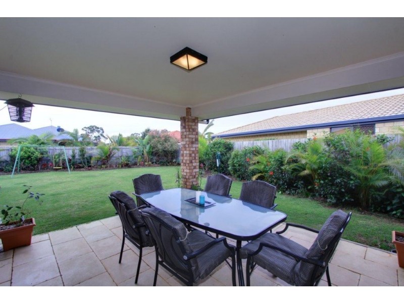 20 Waterside Place, Little Mountain QLD 4551