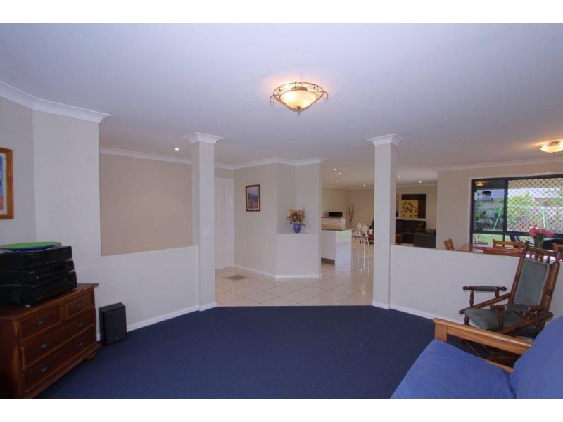 20 Waterside Place, Little Mountain QLD 4551