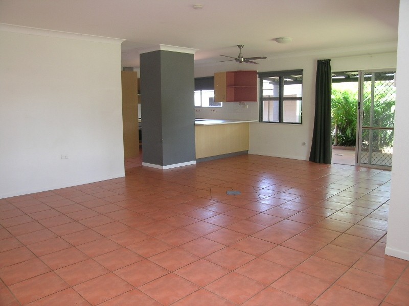 3 Elinya Street, Battery Hill QLD 4551