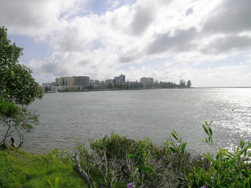 8 Blaxland Street, Golden Beach QLD 4551