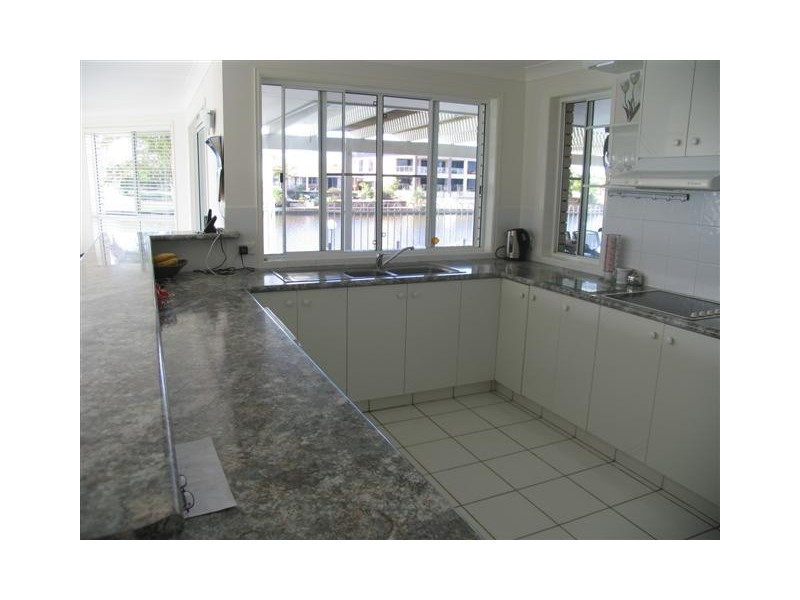 34 Swallow Street, Wurtulla QLD 4575