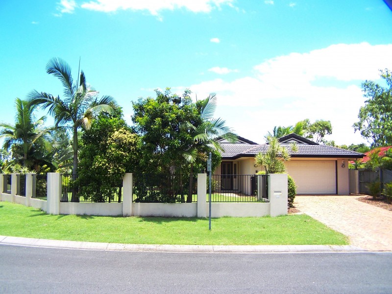 24 Gradorean Street, Pelican Waters QLD 4551